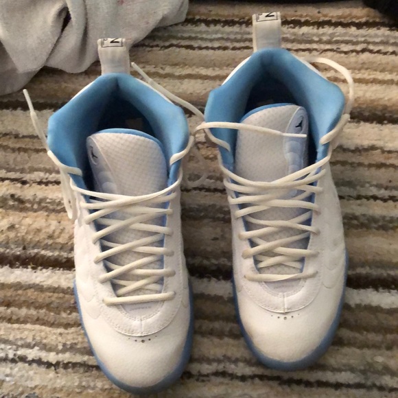 Flights - Picture 2 of 2